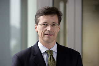 Portrait: Rechtsanwalt Dr. F. Thilo Klingbeil - Loschelder Rechtsanwälte, Köln